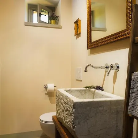 Flaminia 8&2 - Emma *