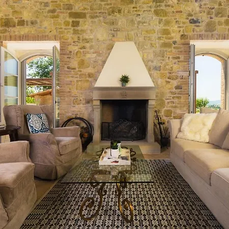 Flaminia 8&2 - Emma Villa