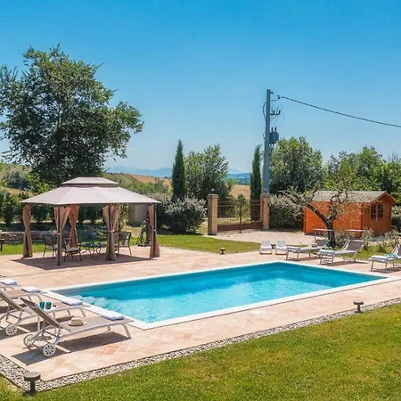 Flaminia 8&2 - Emma * Gualdo Cattaneo